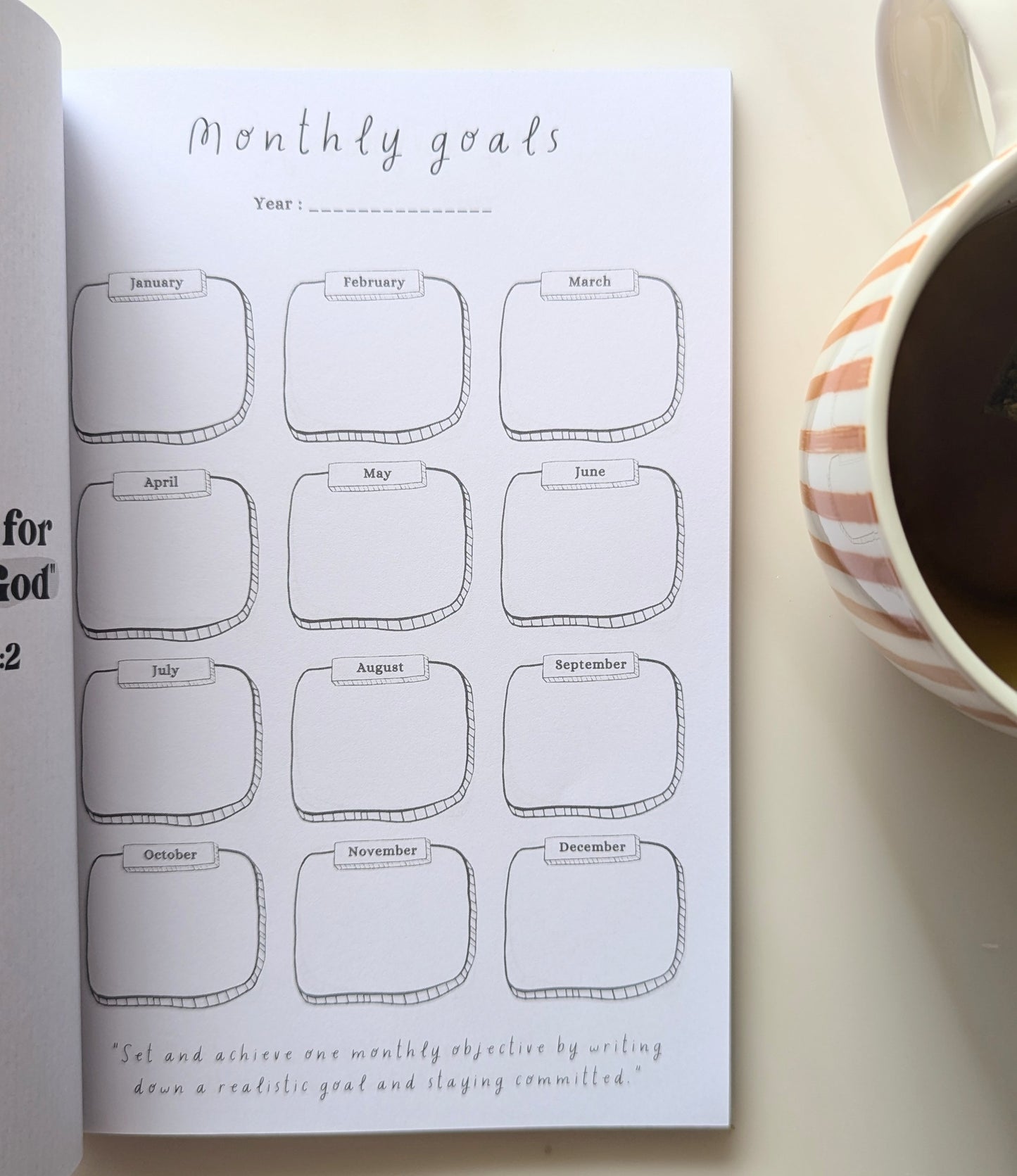 In all things give thanks Journal📒 100 lined pages, goals & gratitude lists + calendar for 2025-2026
