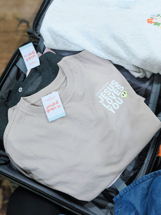 Jesus loves you | John 3:16 | Women's T-shirt 🌍